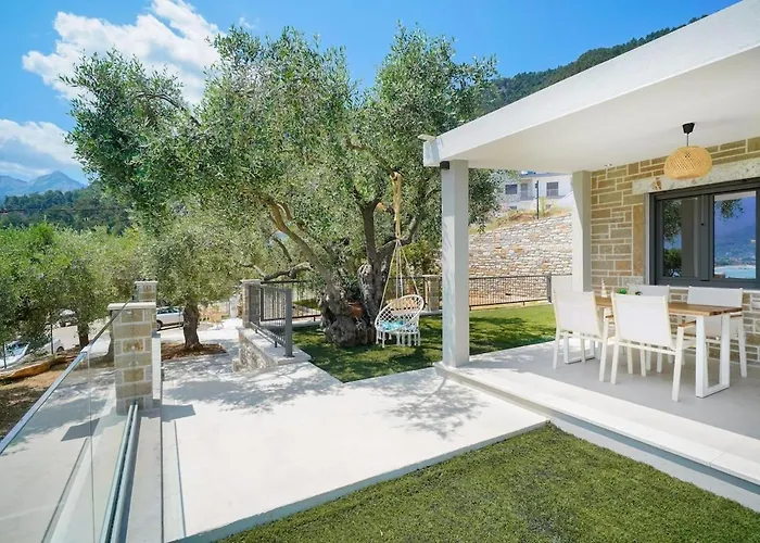 Marion Chrisi Ammoudia