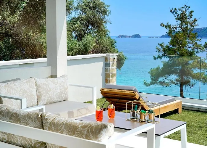 Marion * Chrisi Ammoudia