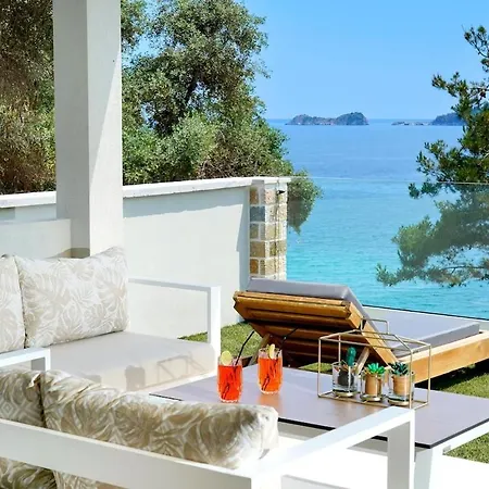 Marion * Chrysi Ammoudia